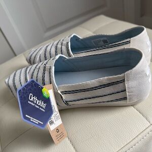 Toms White and Blue Striped Espadrilles